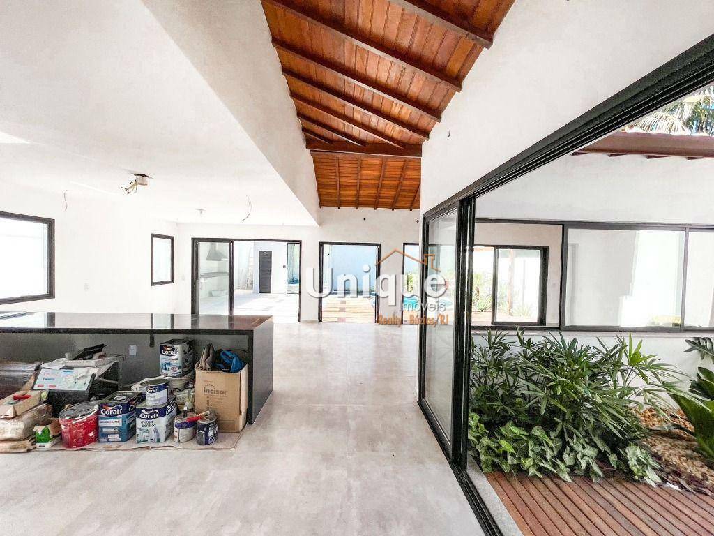 Casa à venda com 4 quartos, 299m² - Foto 6