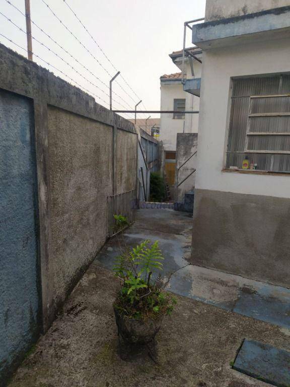 Sobrado à venda com 3 quartos, 190m² - Foto 25