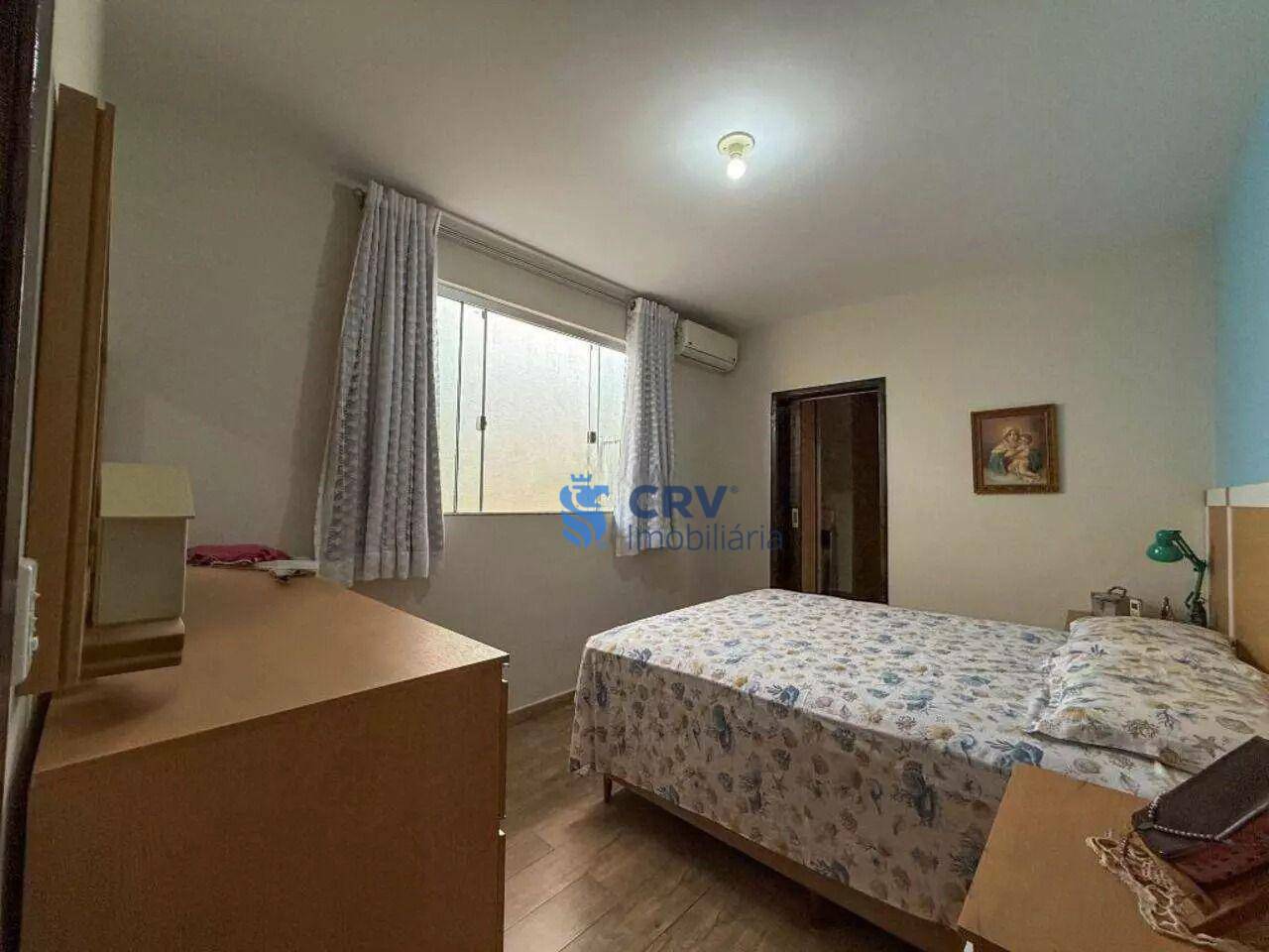 Casa à venda com 2 quartos, 150m² - Foto 9