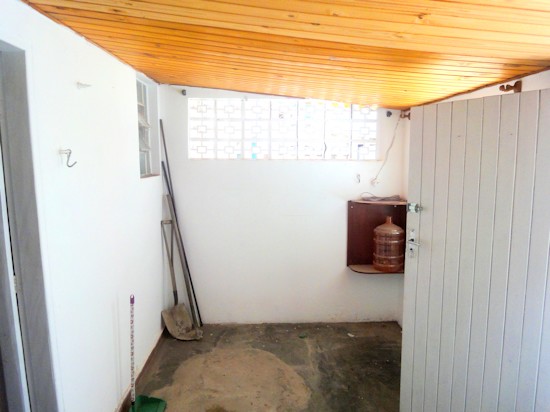 Casa à venda com 2 quartos, 300m² - Foto 13