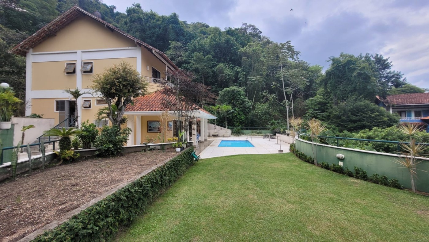 Casa de Condomínio à venda, 300m² - Foto 2