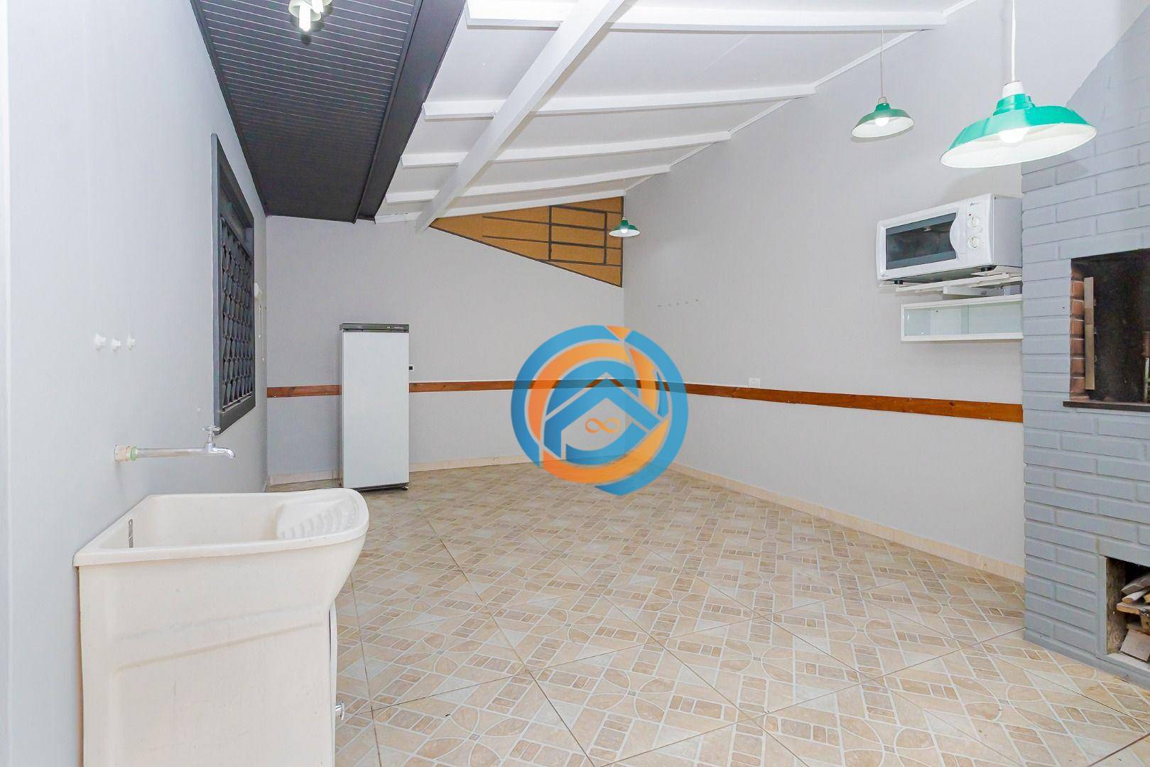 Casa à venda com 3 quartos, 220m² - Foto 43