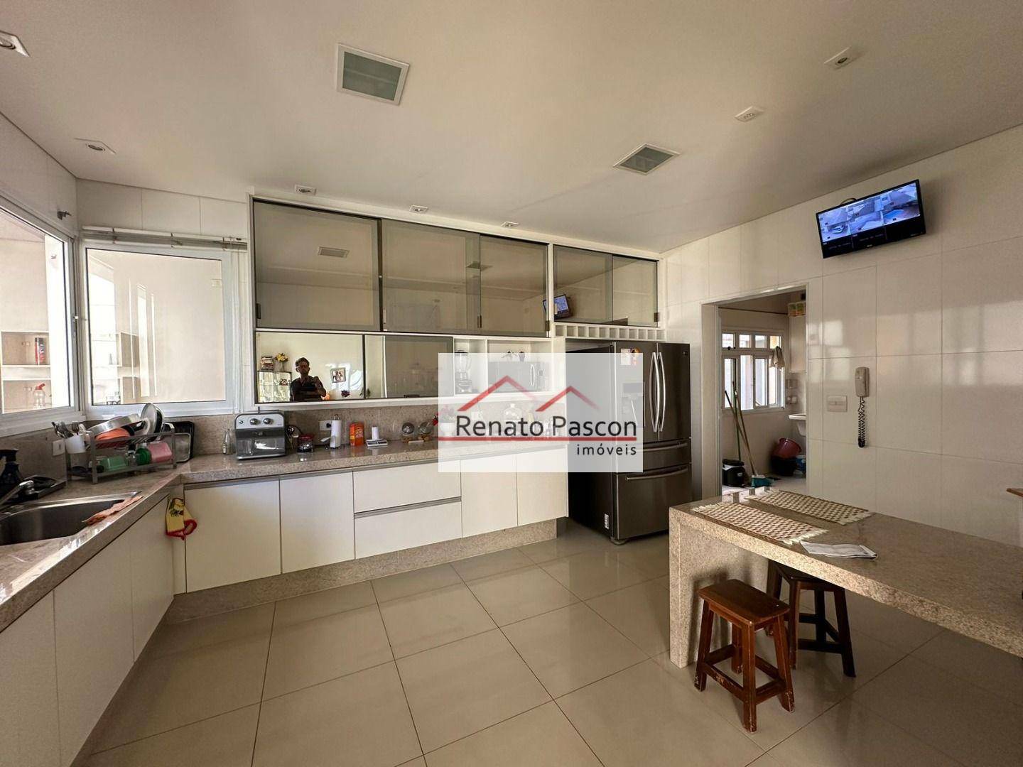 Sobrado à venda com 3 quartos, 314m² - Foto 2