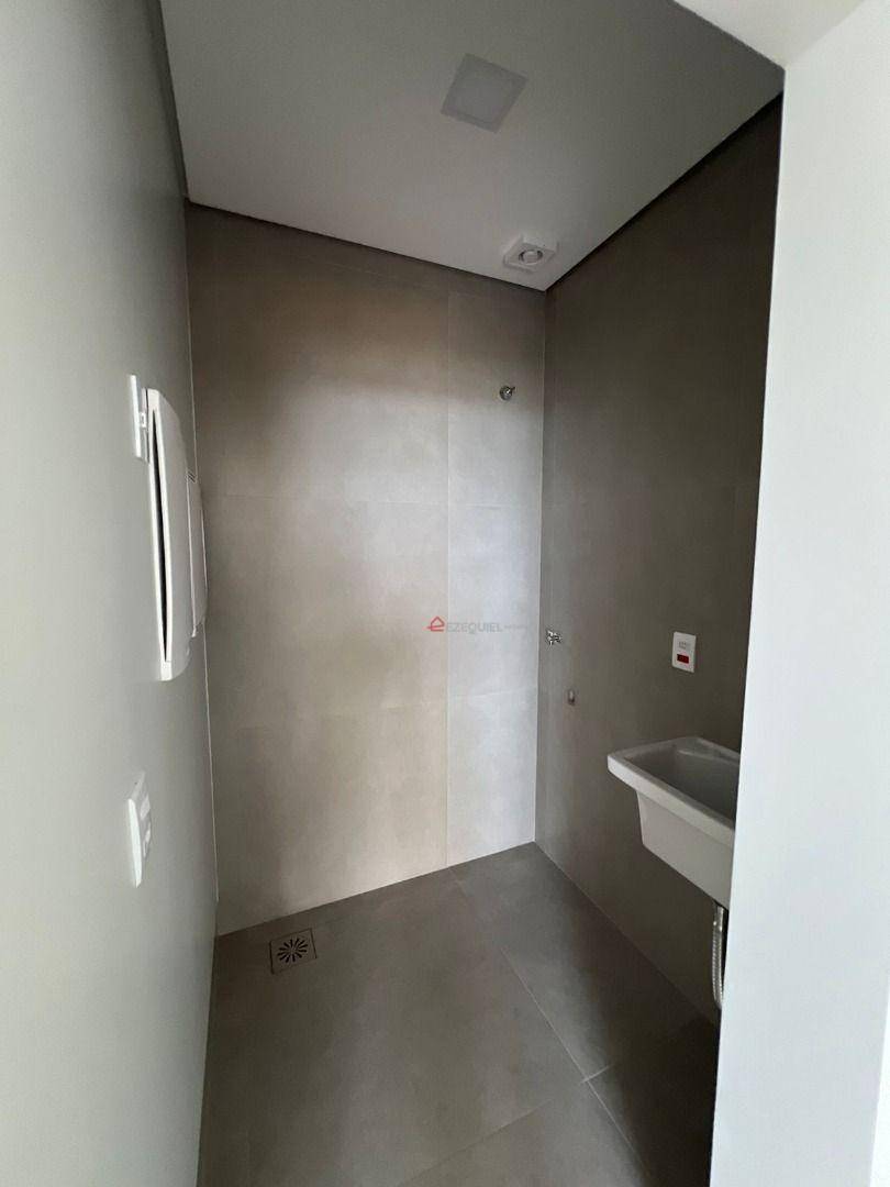 Apartamento à venda com 2 quartos, 80m² - Foto 9