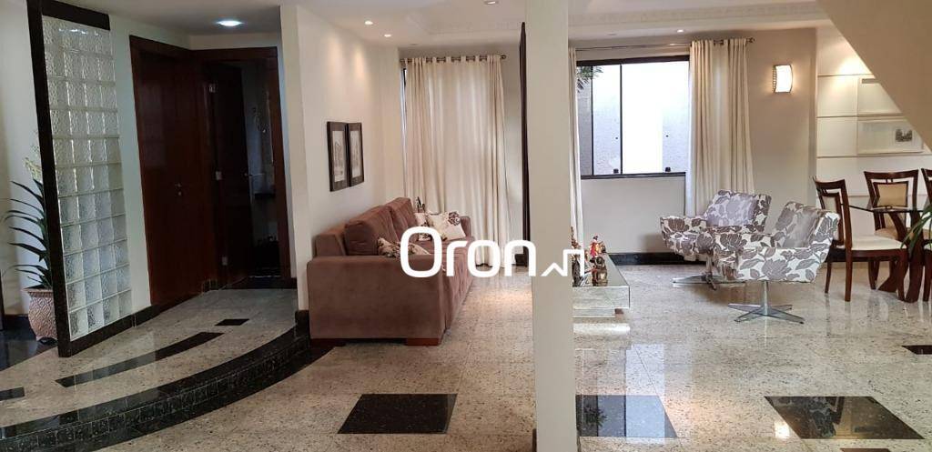 Sobrado, 5 quartos, 314 m² - Foto 1