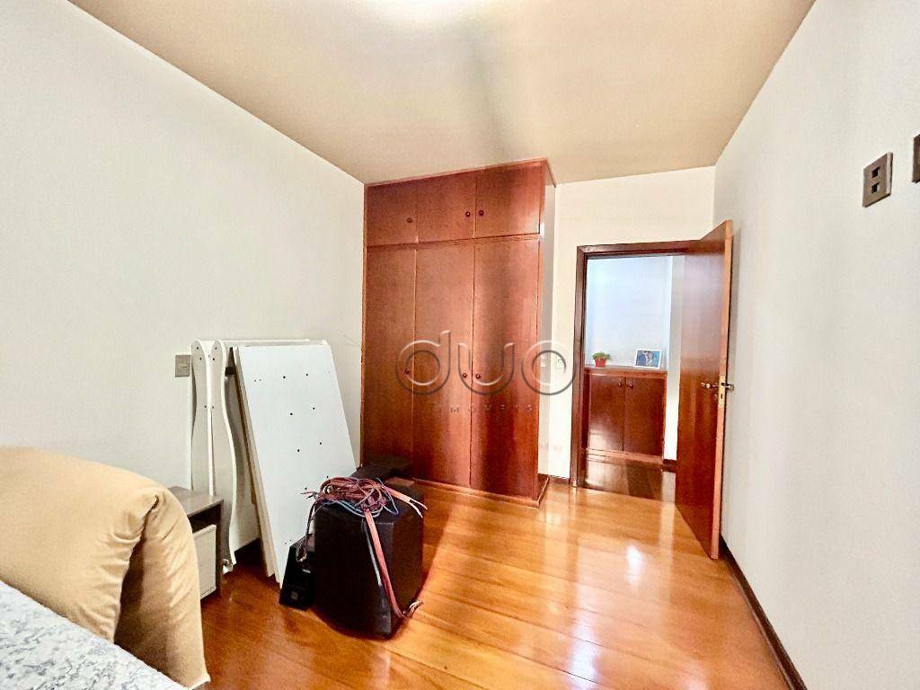 Apartamento à venda com 3 quartos, 189m² - Foto 12