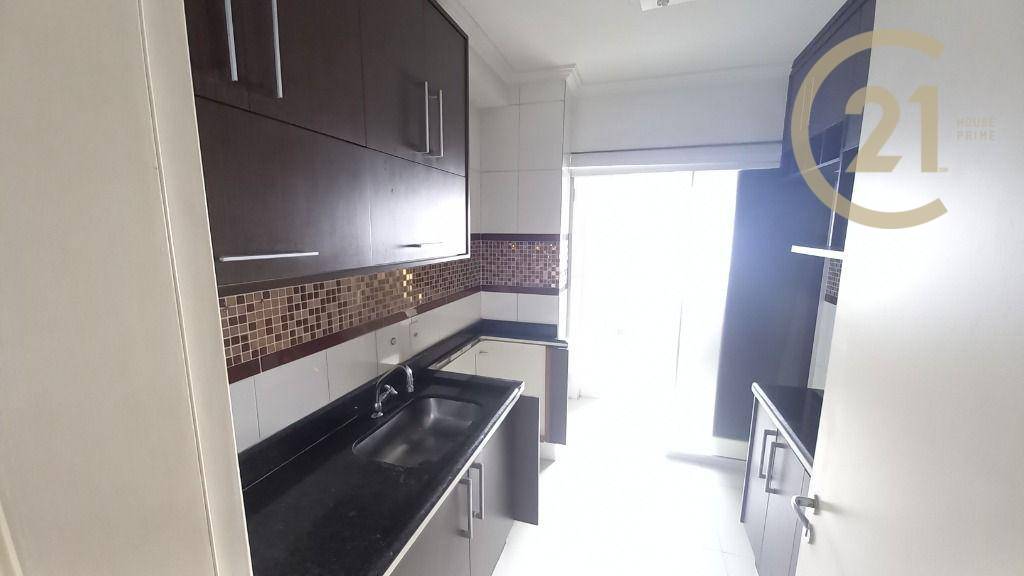 Apartamento para alugar com 3 quartos, 95m² - Foto 8