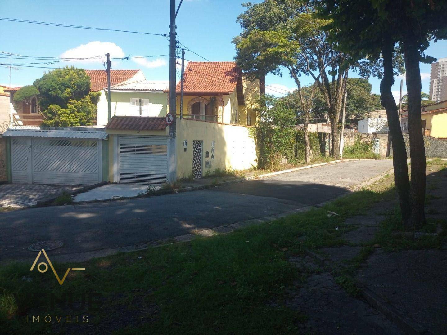 Sobrado à venda com 4 quartos, 220m² - Foto 3