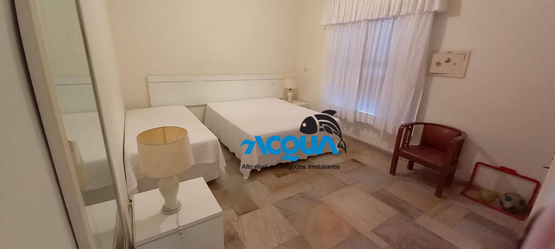 Apartamento à venda com 3 quartos, 217m² - Foto 5