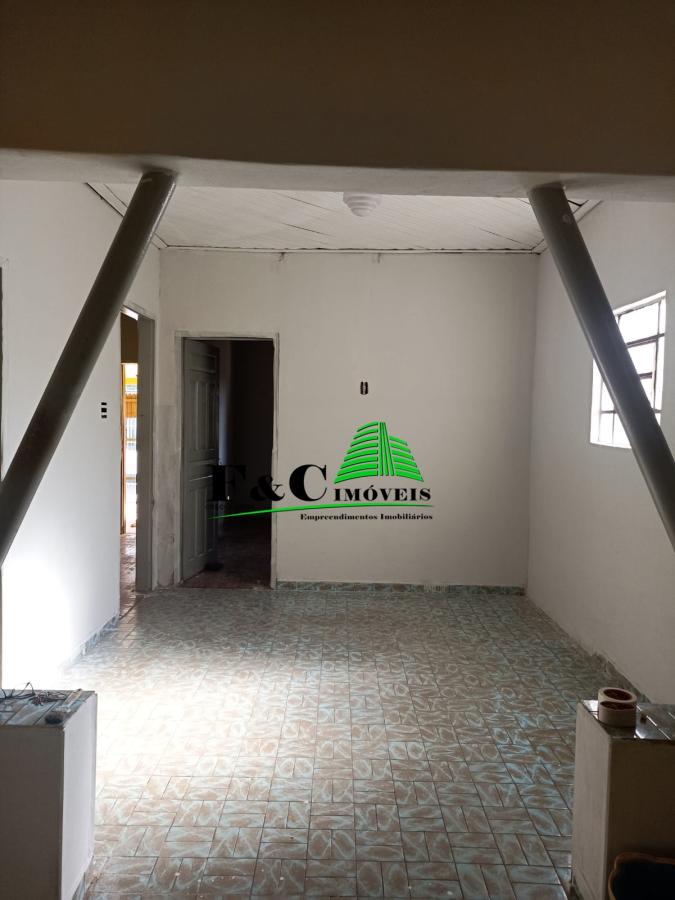 Casa à venda com 3 quartos, 250m² - Foto 3