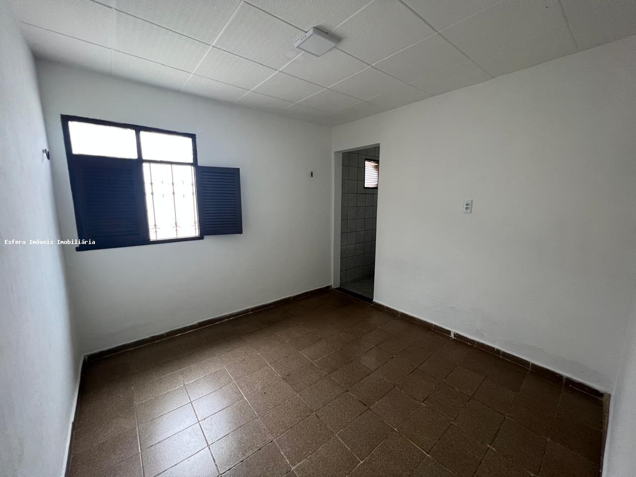 Casa para alugar com 3 quartos, 200m² - Foto 9