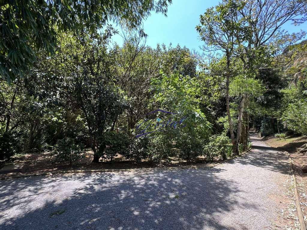 Casa de Condomínio para alugar com 4 quartos, 350m² - Foto 48