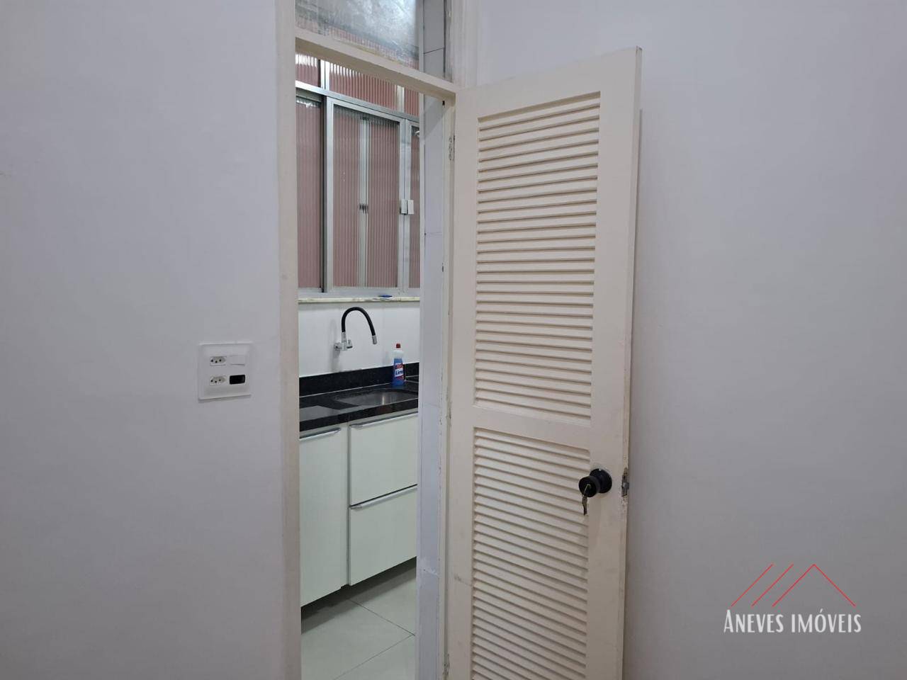 Apartamento à venda com 2 quartos, 67m² - Foto 20