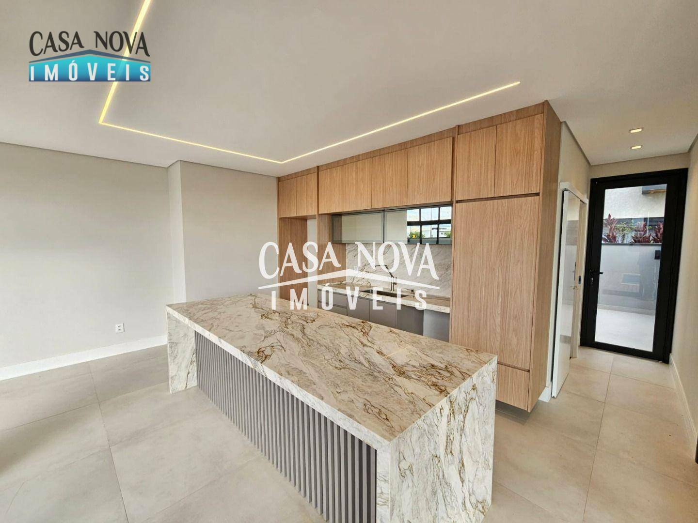 Casa de Condomínio à venda e aluguel com 4 quartos, 375m² - Foto 7