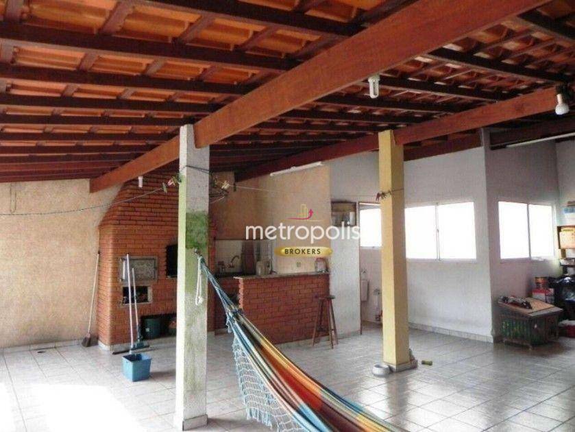 Sobrado à venda com 3 quartos, 261m² - Foto 1