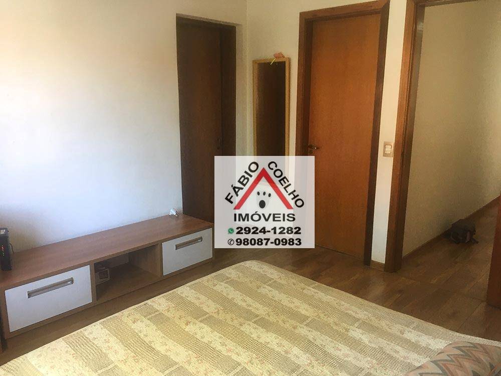 Sobrado à venda com 3 quartos, 236m² - Foto 8