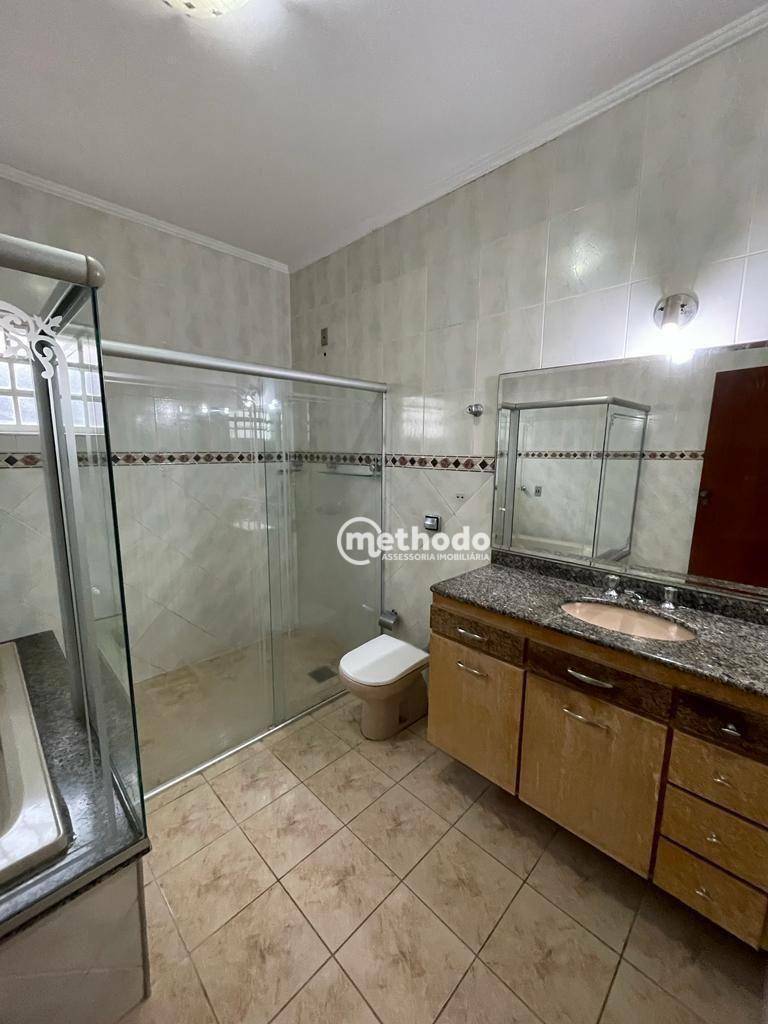 Casa à venda com 3 quartos, 206m² - Foto 18