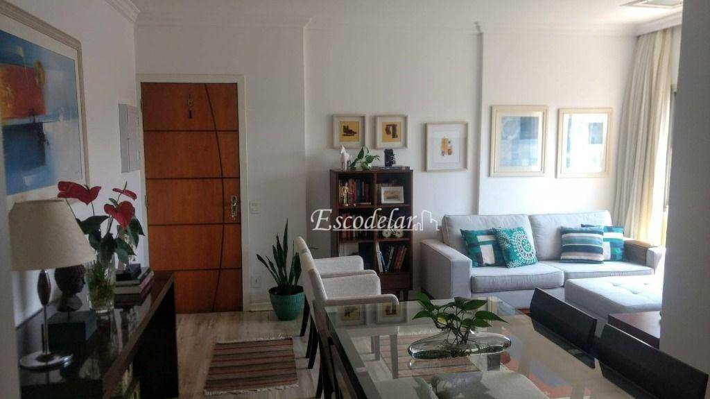 Apartamento à venda com 2 quartos, 64m² - Foto 1