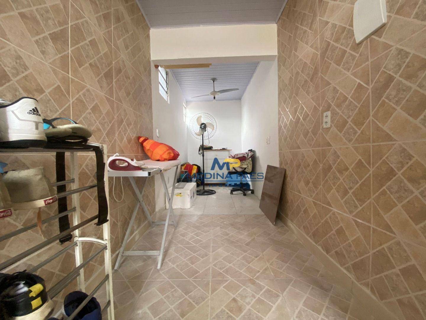 Casa à venda com 2 quartos, 220M2 - Foto 27