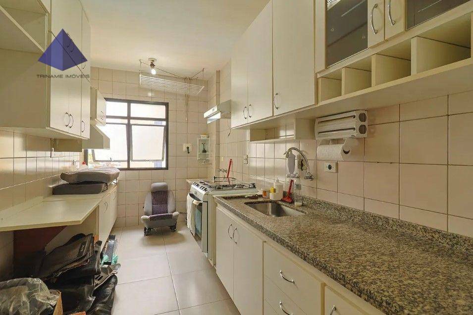 Apartamento à venda com 2 quartos, 62m² - Foto 3