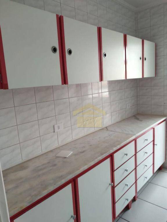 Apartamento para alugar com 2 quartos, 64m² - Foto 8