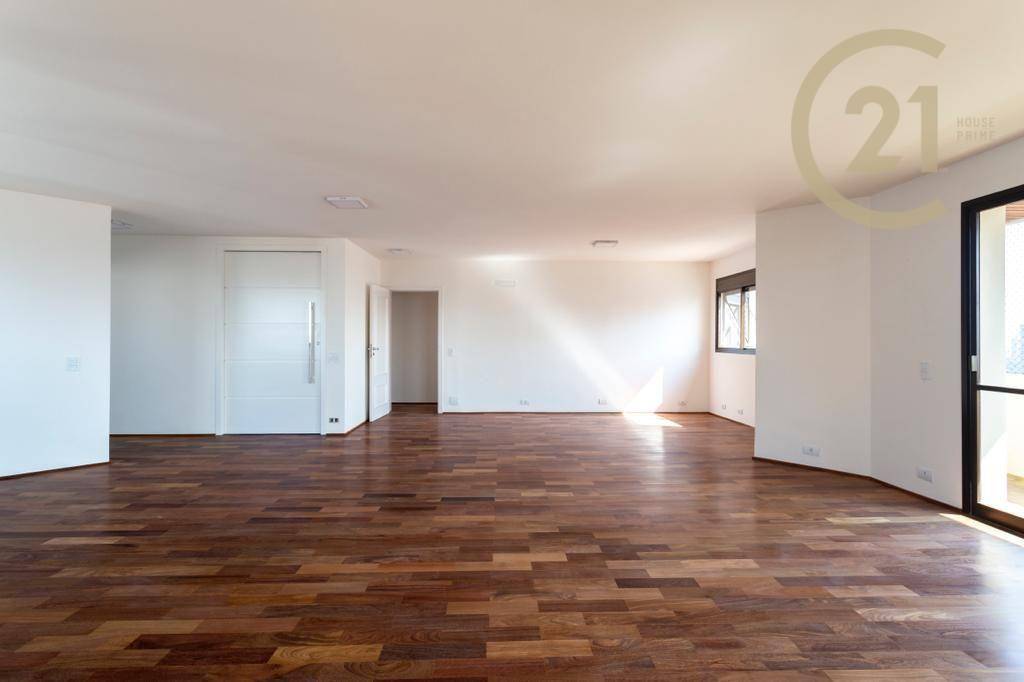 Apartamento à venda com 3 quartos, 220m² - Foto 3