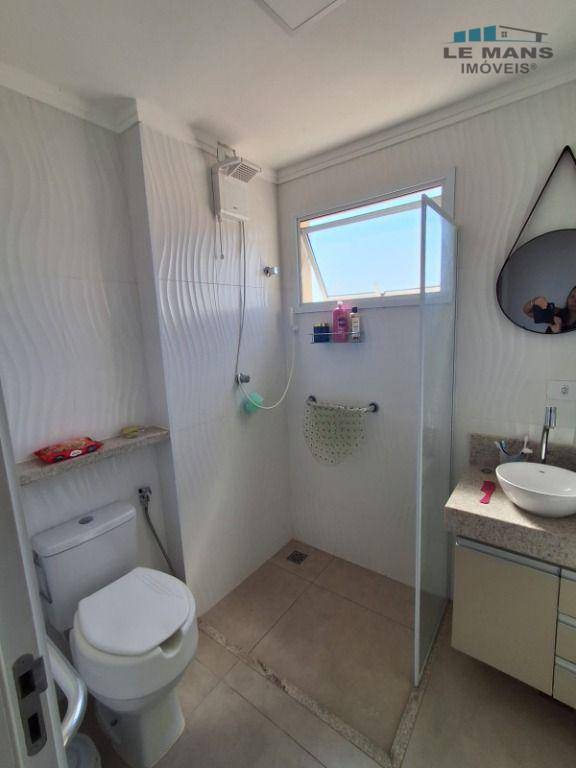 Apartamento à venda com 2 quartos, 74m² - Foto 25