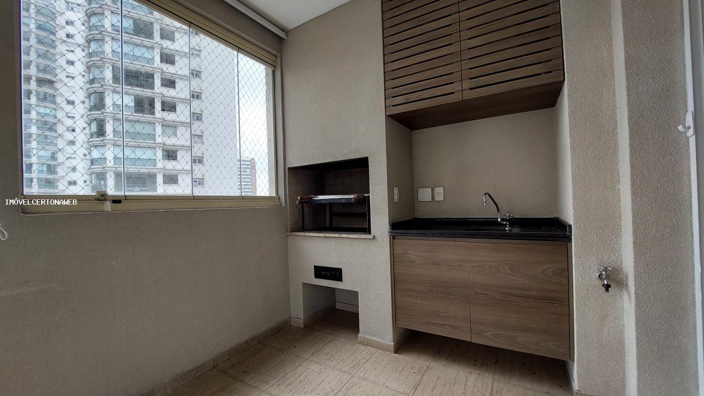 Apartamento à venda com 4 quartos, 238m² - Foto 17