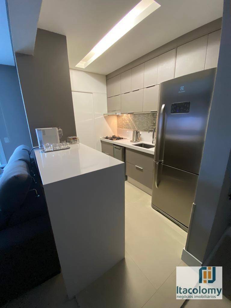 Apartamento à venda com 2 quartos, 85m² - Foto 8