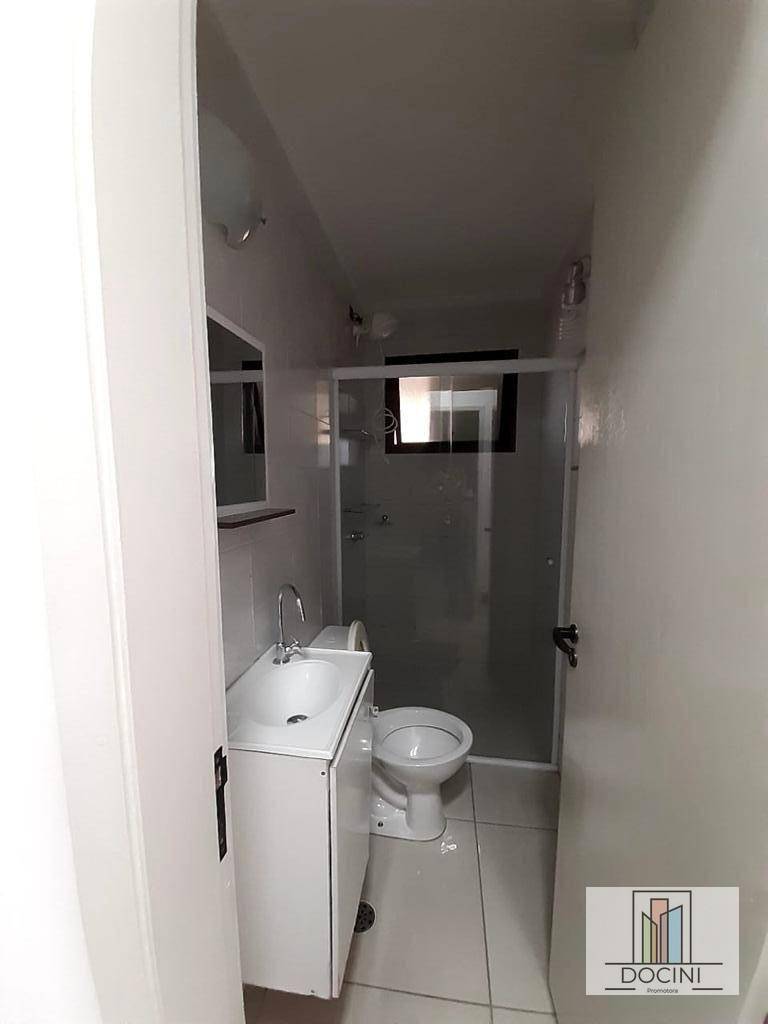 Apartamento à venda com 3 quartos, 68m² - Foto 8