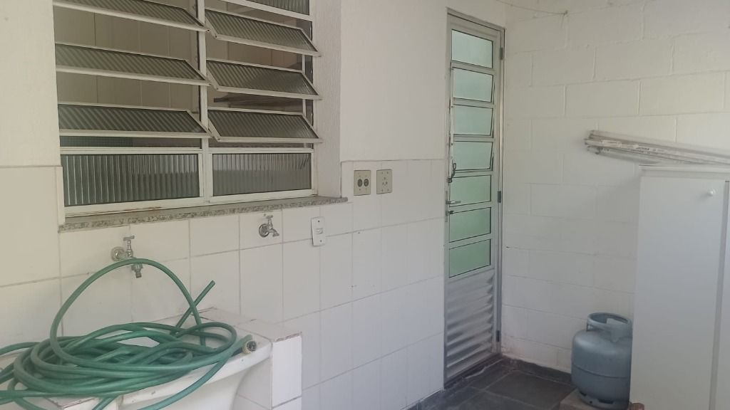 Casa de Condomínio à venda com 3 quartos, 131m² - Foto 32