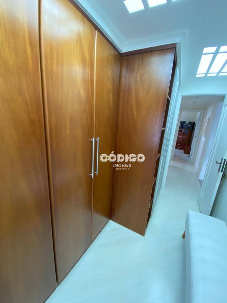 Apartamento à venda com 3 quartos, 144m² - Foto 19