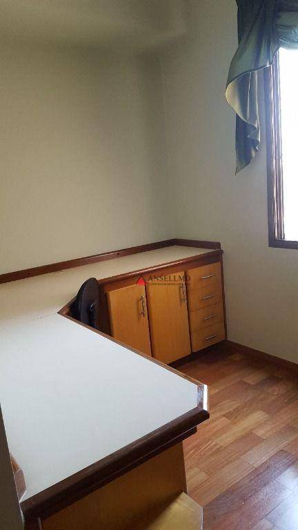 Apartamento para alugar com 3 quartos, 100m² - Foto 18