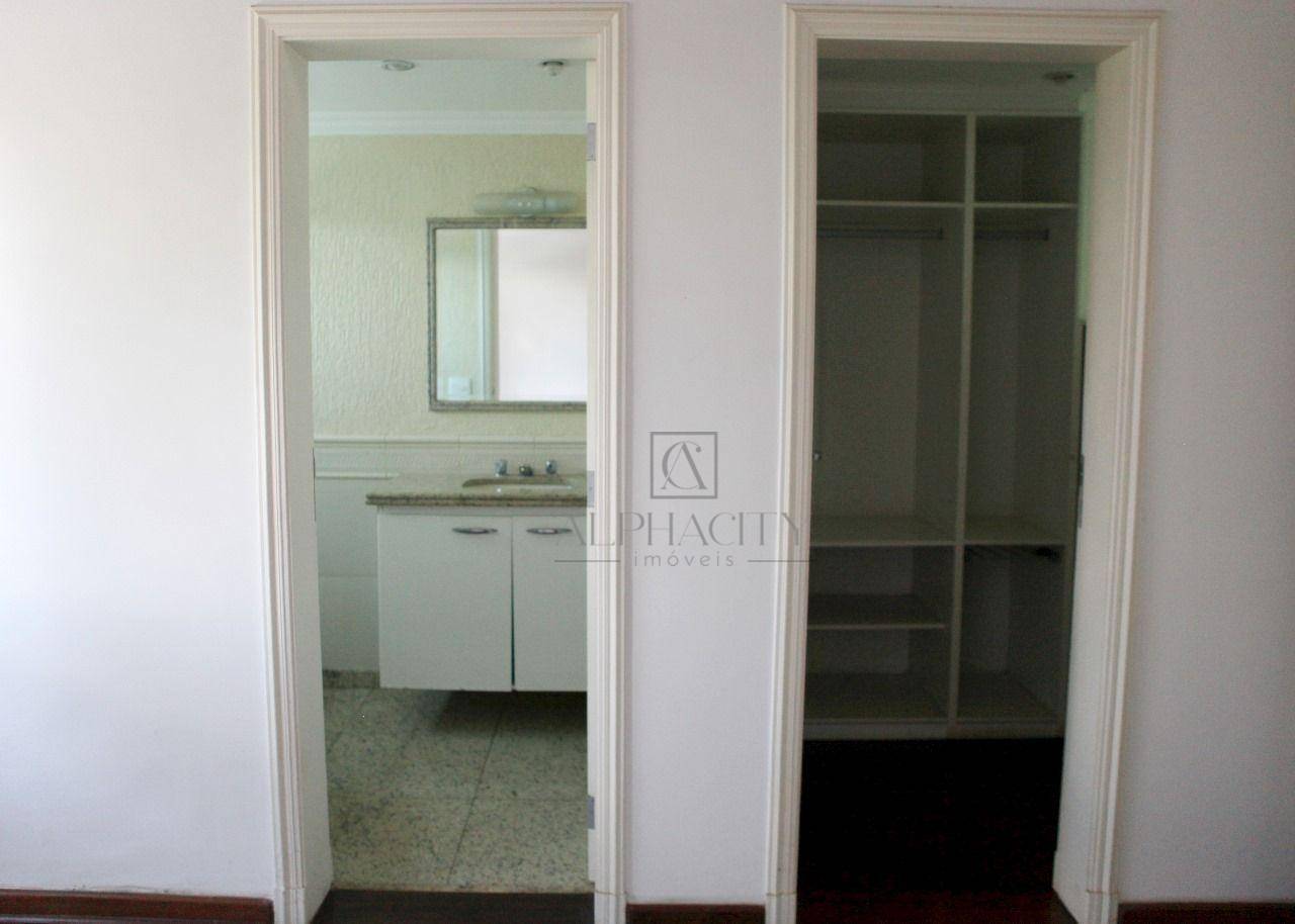 Casa de Condomínio para alugar com 6 quartos, 1250m² - Foto 21