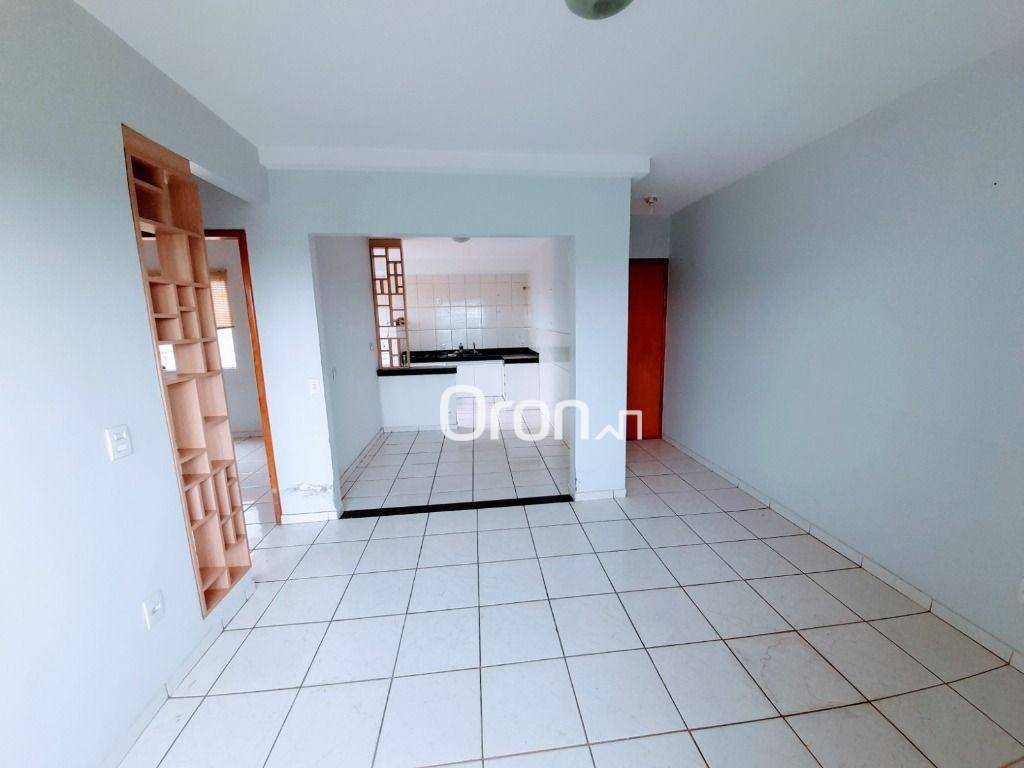 Apartamento à venda com 2 quartos, 65m² - Foto 3