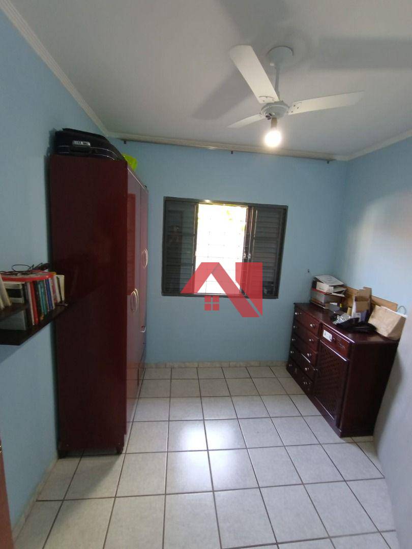 Casa à venda com 4 quartos, 166m² - Foto 10