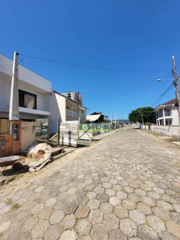 Sobrado à venda com 3 quartos, 124m² - Foto 4