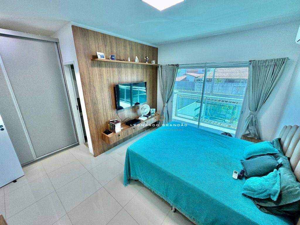 Casa à venda com 4 quartos, 149m² - Foto 31