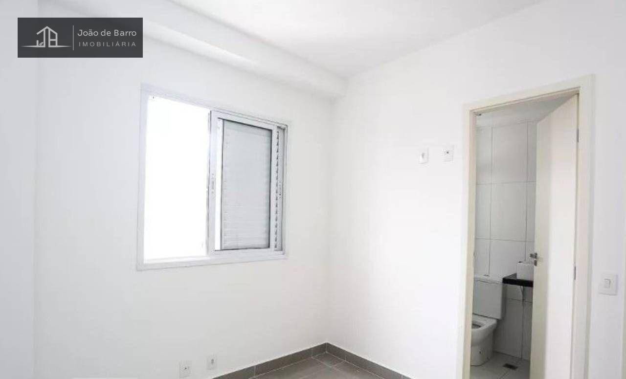 Apartamento para alugar com 2 quartos, 64m² - Foto 7