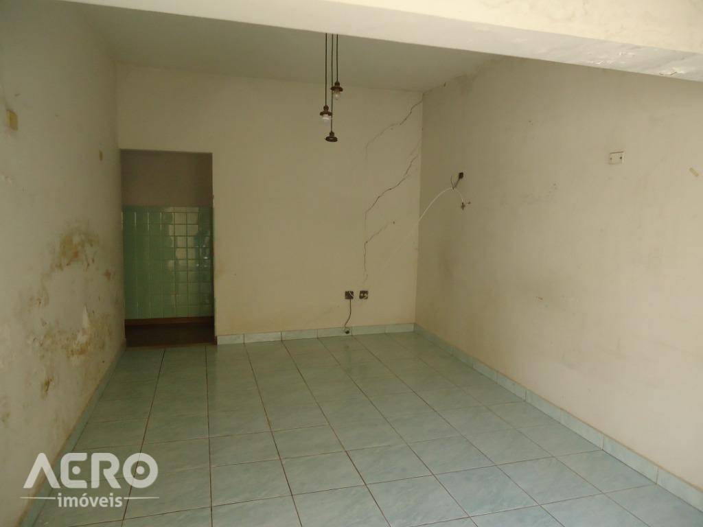 Casa à venda com 7 quartos, 350m² - Foto 26