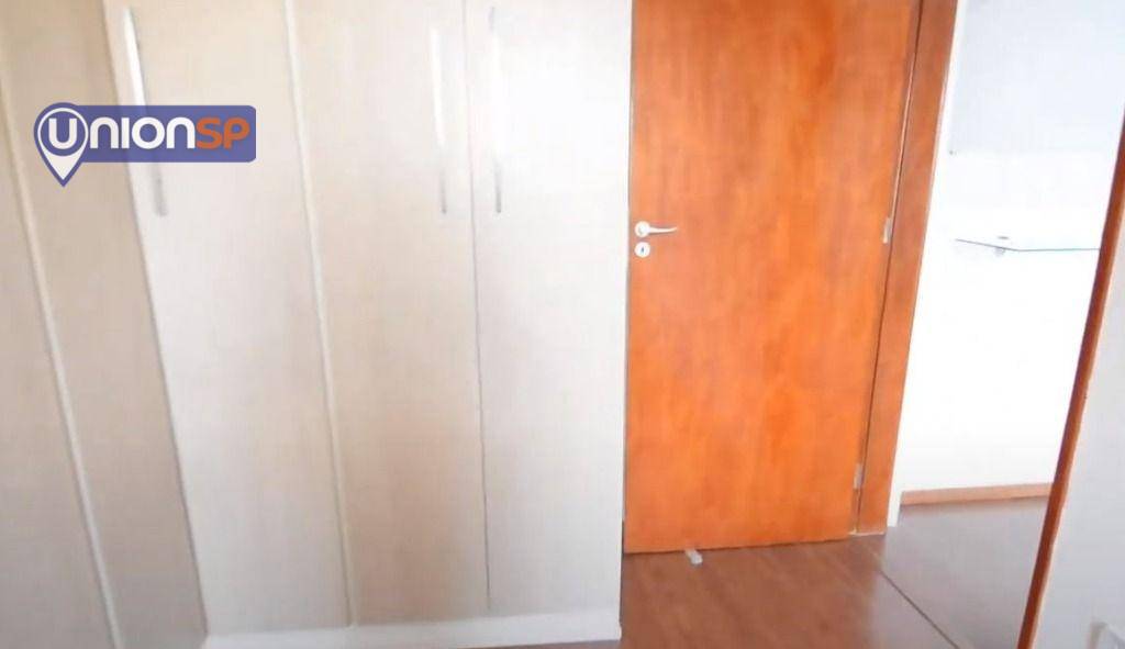 Apartamento à venda com 2 quartos, 60m² - Foto 5