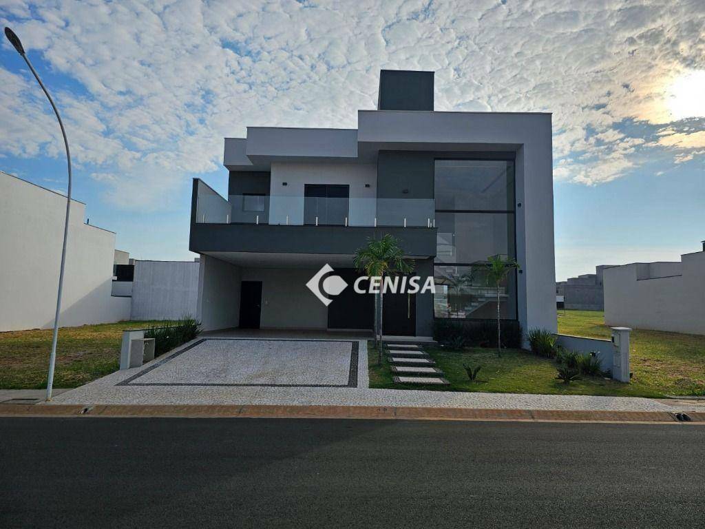 Casa de Condomínio à venda com 4 quartos, 297m² - Foto 2