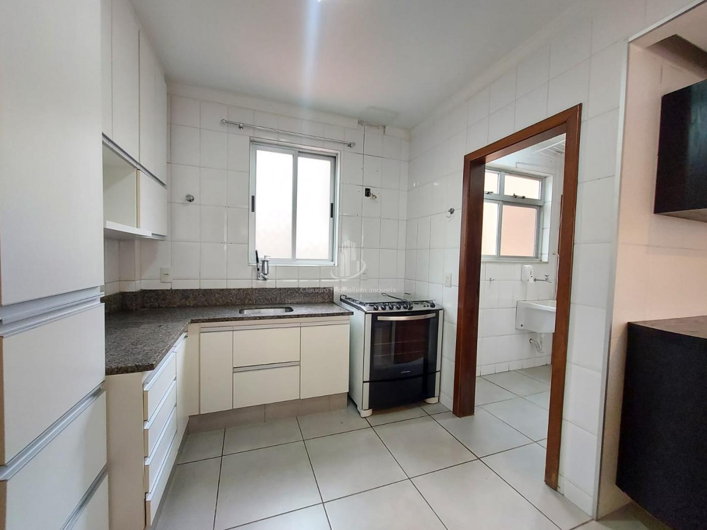 Apartamento à venda com 3 quartos, 105m² - Foto 7