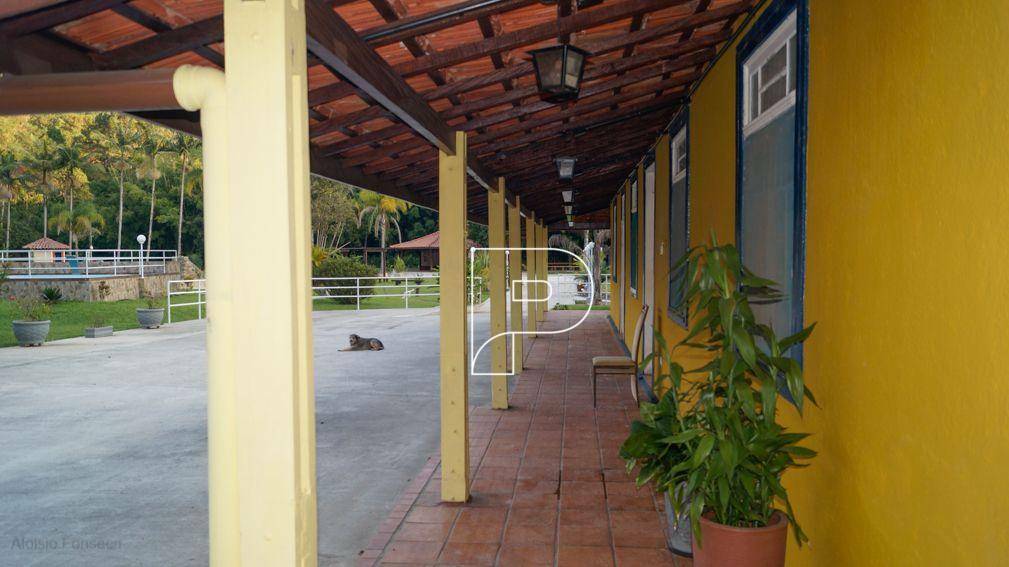 Sítio à venda com 14 quartos, 1800m² - Foto 6