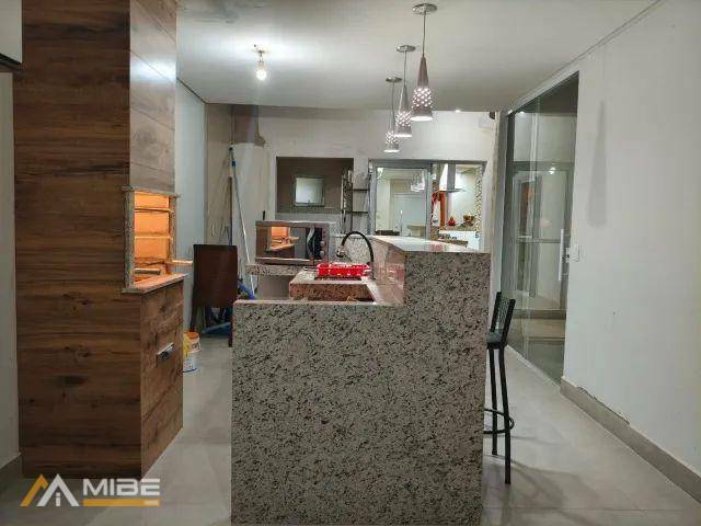 Casa de Condomínio para alugar com 3 quartos, 280m² - Foto 15