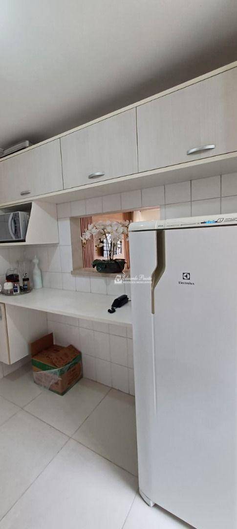 Apartamento à venda com 3 quartos, 64m² - Foto 10