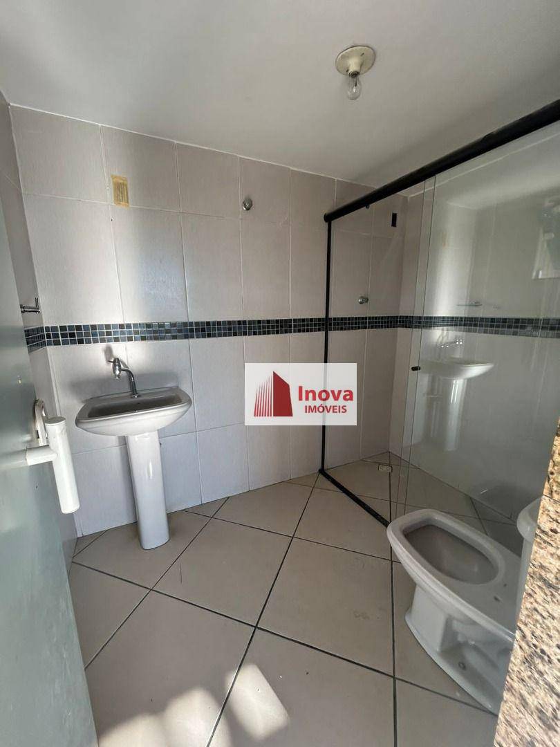 Casa de Condomínio para alugar com 4 quartos, 280m² - Foto 40