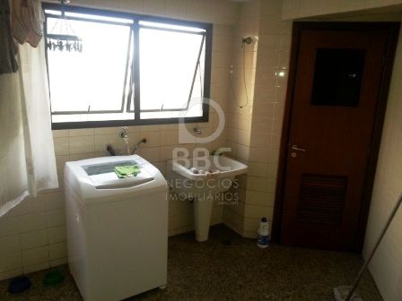 Apartamento à venda com 4 quartos, 205m² - Foto 7