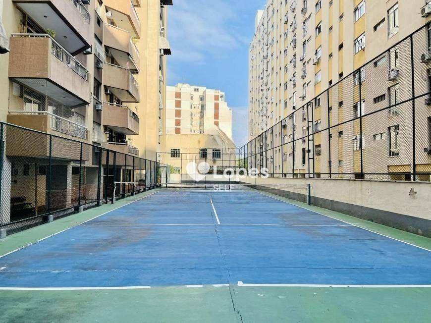 Apartamento à venda com 3 quartos, 150m² - Foto 15