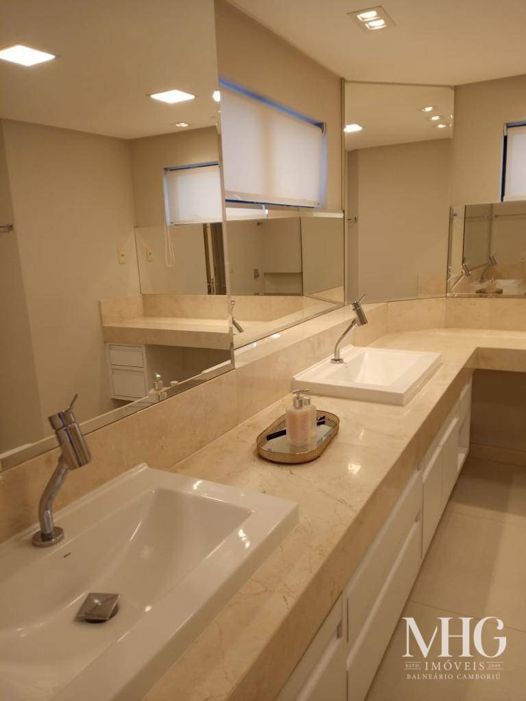 Apartamento à venda com 3 quartos, 292m² - Foto 6